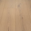 Engineered oak flooring planks with long seams and light grain, natural finish