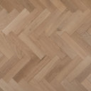 Light oak herringbone engineered wood flooring with 4-side bevelled plank pattern